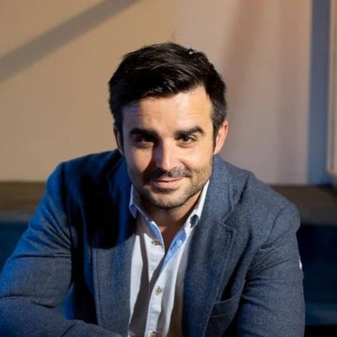 Nachter: la alegría bajo el humor y la reflexión con sentido.